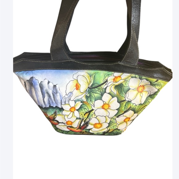Sharif 100% Leather NWT Shoulder Bag Hand Painted Floral Flowers - Picture 16 of 17
